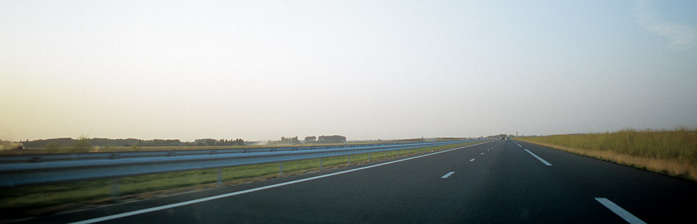 weg Troyes - Reims  (c) 2004 - Christophe Ketels